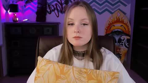 Snapshot of vivienleeigh chatting on 03-02-25, 12:11 Vivien online show from 03-02-25, 12:11