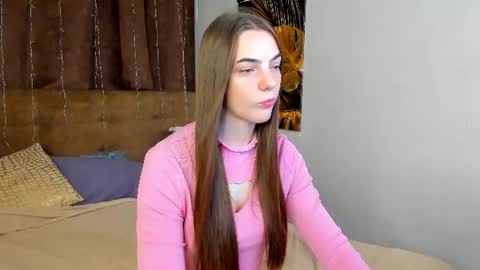 Vivienne online show from 07-12-26, 08:49