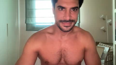 Snapshot of vivisasagregre chatting on 09-17-25, 07:54 Nero88 online show from 09-17-25, 07:54