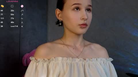 Vivi online show from 07-24-26, 10:13