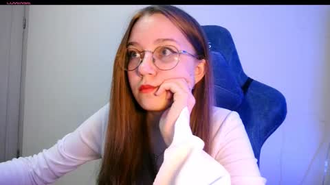 vivivivikkie online show from 03-16-26, 09:19