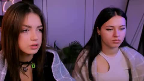 vivy_star online show from 10-06-25, 08:34