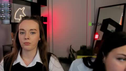 vivy_star online show from 10-07-25, 08:44