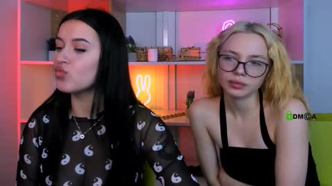 vivy_star online show from 11-15-25, 09:28