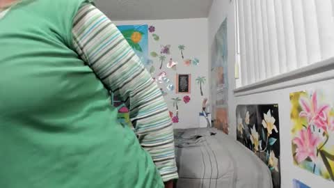 Snapshot of vixenfyre chatting on 01-19-26, 02:54 Vixen Fyre online show from 01-19-26, 02:54