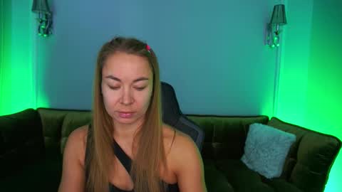 Ur Lady online show from 10-15-25, 06:13