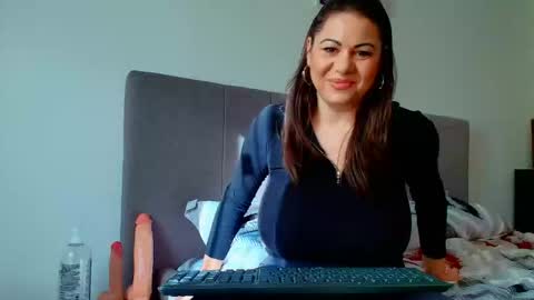 vixenvibesx online show from 10-19-25, 07:31