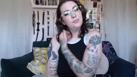 VIXIN online show from 06-17-26, 03:57