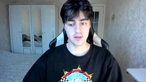 Snapshot of vlad1605 chatting on 11-03-25, 11:00 Martin online show from 11-03-25, 11:00