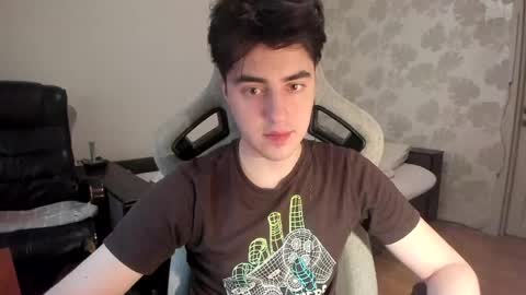 Snapshot of vlad1605 chatting on 05-06-26, 03:17 Martin online show from 05-06-26, 03:17