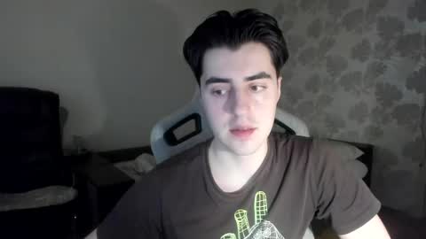 Snapshot of vlad1605 chatting on 05-12-26, 02:58 Martin online show from 05-12-26, 02:58