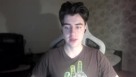 Snapshot of vlad1605 chatting on 05-15-26, 01:56 Martin online show from 05-15-26, 01:56
