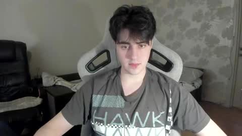Snapshot of vlad1605 chatting on 05-18-26, 12:55 Martin online show from 05-18-26, 12:55