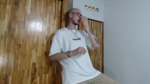 Vlad online show from 04-09-26, 04:56