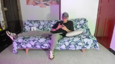 Vlad online show from 04-22-26, 04:04