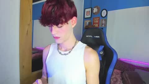 Snapshot of vladhellsing4 chatting on 01-03-25, 01:58 Vlad online show from 01-03-25, 01:58