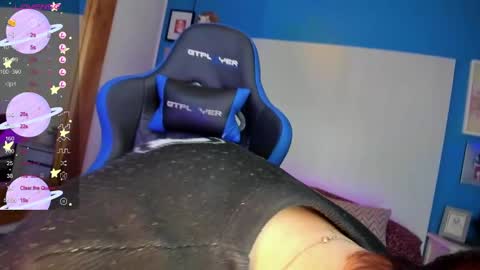 Snapshot of vladhellsing4 chatting on 01-30-25, 09:25 Vlad online show from 01-30-25, 09:25