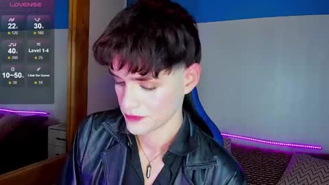 Snapshot of vladhellsing4 chatting on 02-23-25, 03:40 Vlad online show from 02-23-25, 03:40