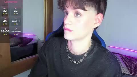 Snapshot of vladhellsing4 chatting on 02-26-25, 02:25 Vlad online show from 02-26-25, 02:25