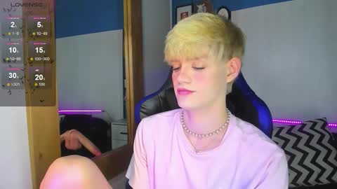 Snapshot of vladhellsing4 chatting on 11-22-25, 03:22 Vlad online show from 11-22-25, 03:22