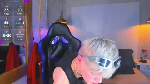 Vlad  online show from 07-10-26, 02:41