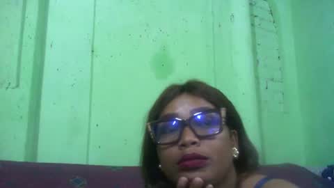 Snapshot of voagelle chatting on 02-05-26, 05:06 voagelle online show from 02-05-26, 05:06