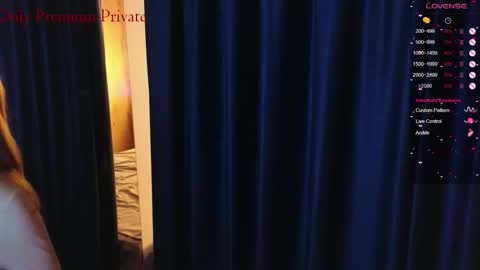 Vicky online show from 10-10-25, 07:57