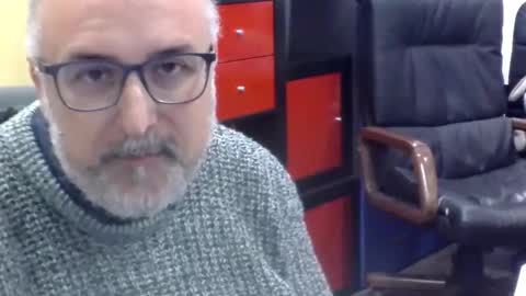 Snapshot of volpi72 chatting on 02-11-25, 07:05 volpi72 online show from 02-11-25, 07:05