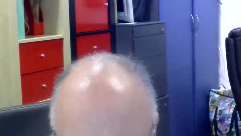 Snapshot of volpi72 chatting on 12-18-25, 06:58 volpi72 online show from 12-18-25, 06:58