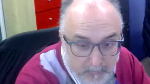 Snapshot of volpi72 chatting on 02-12-26, 05:52 volpi72 online show from 02-12-26, 05:52