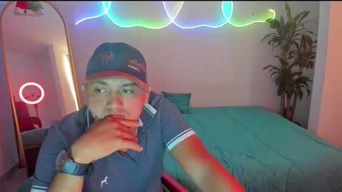 volt_boy57 online show from 12-18-25, 05:41