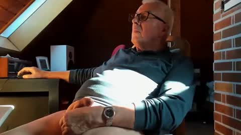 heinz online show from 12-29-24, 01:17