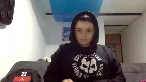 Danny and Ale online show from 10-06-25, 01:36