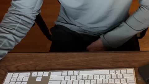 Snapshot of voterki796 chatting on 12-17-25, 03:23 voterki796 online show from 12-17-25, 03:23