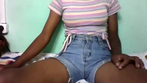 vounialdy online show from 01-26-25, 08:14