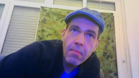 Snapshot of voyeuredeluxe chatting on 01-14-26, 06:08 voyeuredeluxe online show from 01-14-26, 06:08