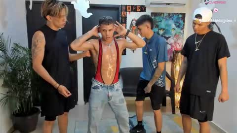 voyeurism_guys online show from 10-06-25, 11:02