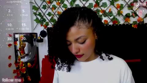 vsamanthaper2 online show from 03-17-26, 08:34