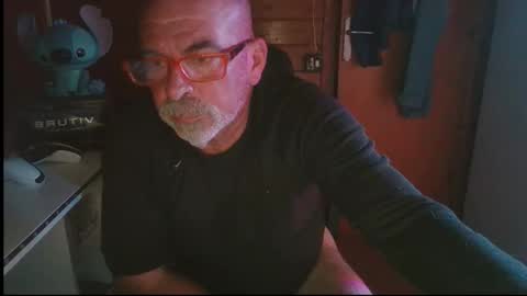 oscar online show from 10-09-25, 10:41