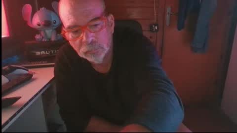 oscar online show from 10-15-25, 08:31