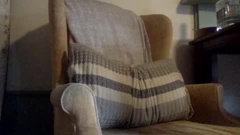 Snapshot of w988358 chatting on 07-05-26, 10:28 w111111 online show from 07-05-26, 10:28