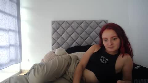 Snapshot of wade_wil chatting on 02-25-25, 06:31 wade and antonella online show from 02-25-25, 06:31