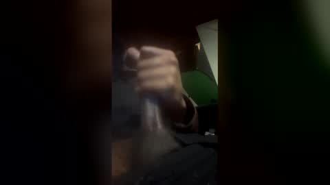 Snapshot of wagwangee chatting on 12-19-25, 10:44 choom online show from 12-19-25, 10:44