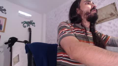 Snapshot of wake_and_bakee chatting on 05-11-26, 08:17 John online show from 05-11-26, 08:17