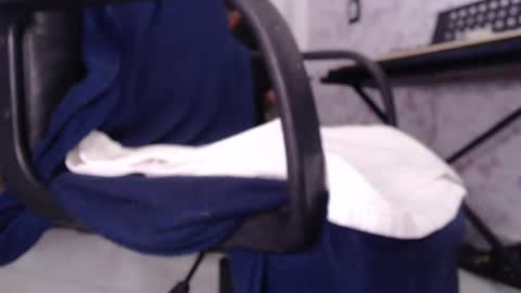 Snapshot of wake_and_bakee chatting on 05-19-26, 09:54 John online show from 05-19-26, 09:54