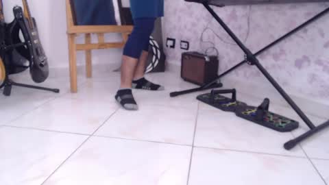 Snapshot of wake_and_bakee chatting on 05-23-26, 06:12 John online show from 05-23-26, 06:12