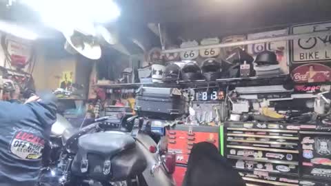 Snapshot of wakesblowinclouds chatting on 11-18-25, 04:06 wakesblowinclouds online show from 11-18-25, 04:06