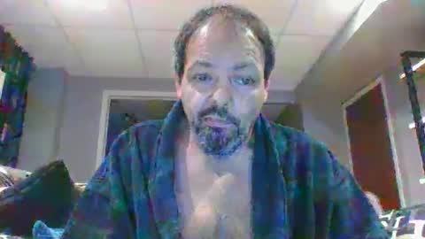 walker033 online show from 11-23-25, 06:57