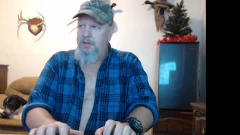 Snapshot of walkingbird chatting on 12-21-24, 09:36 walkingbird online show from 12-21-24, 09:36