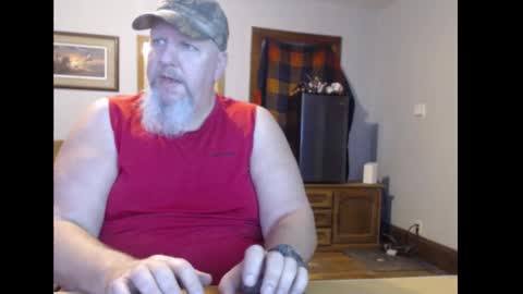 Snapshot of walkingbird chatting on 11-24-25, 09:47 walkingbird online show from 11-24-25, 09:47